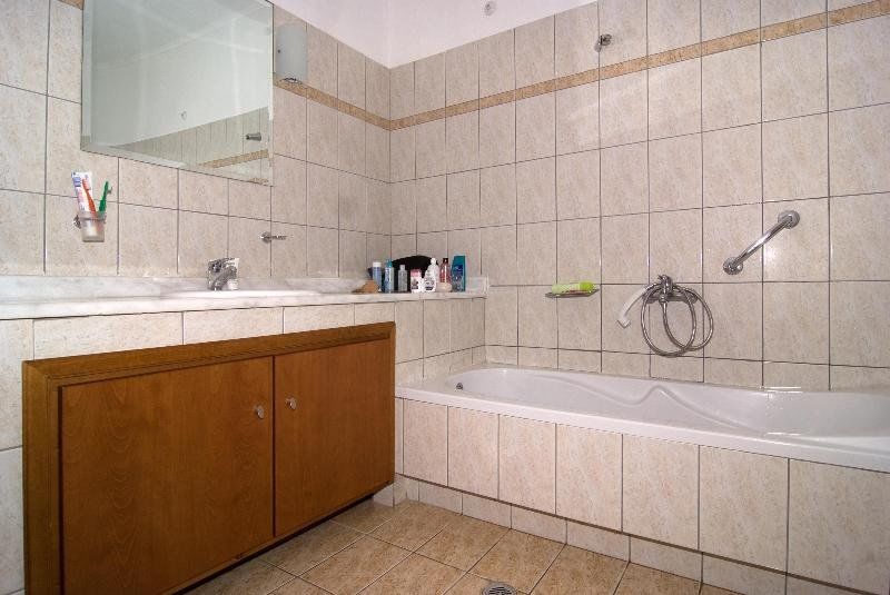 Lilium Otel Agia Marina Dış mekan fotoğraf